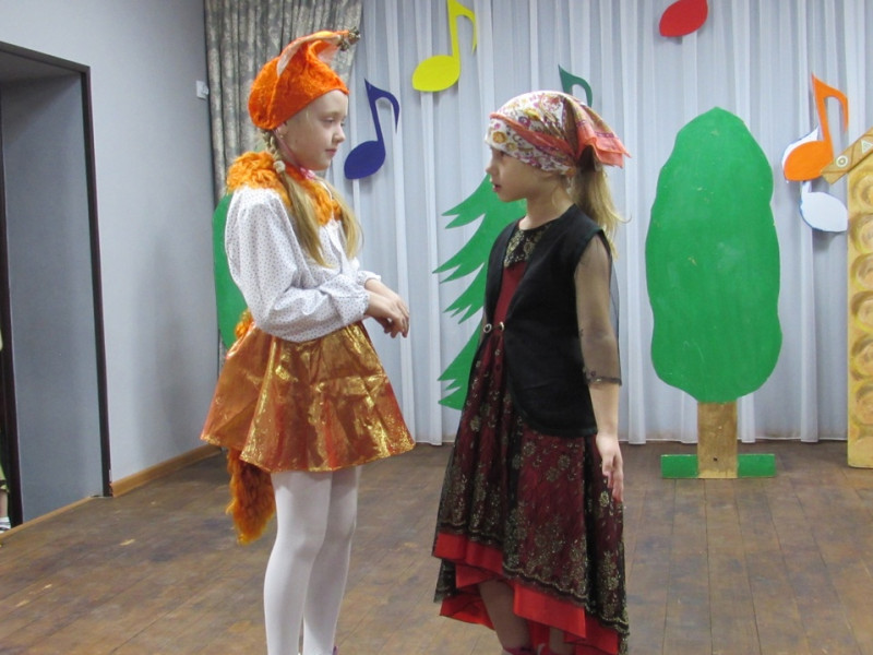 Театрализованное представление, татарская сказка &quot;Три сестры&quot;.