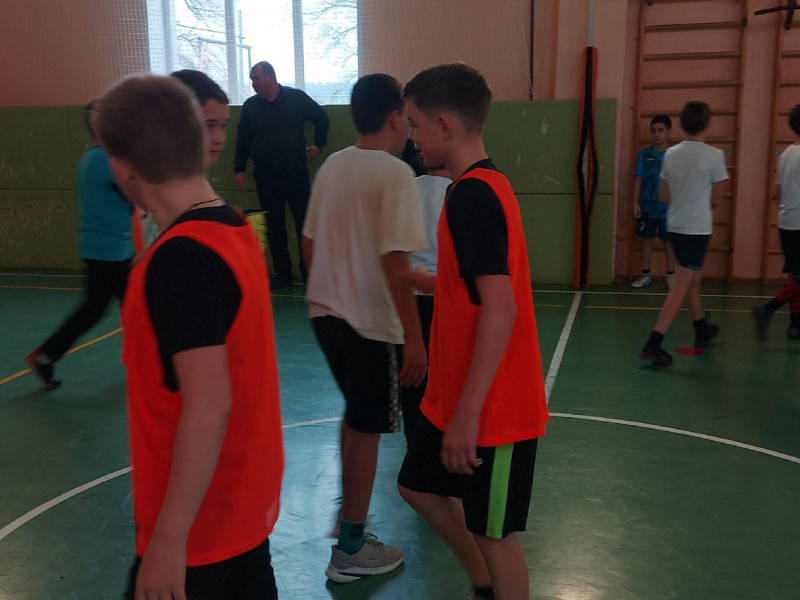 Муниципальный этап соревнований Школьной спортивной лиги Ульяновской области по мини-футболу.