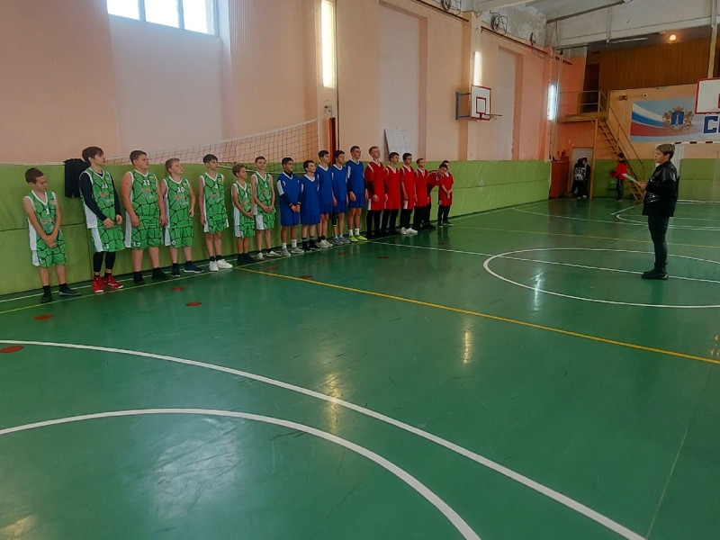 Муниципальный этап соревнований Школьной спортивной лиги Ульяновской области по баскетболу.